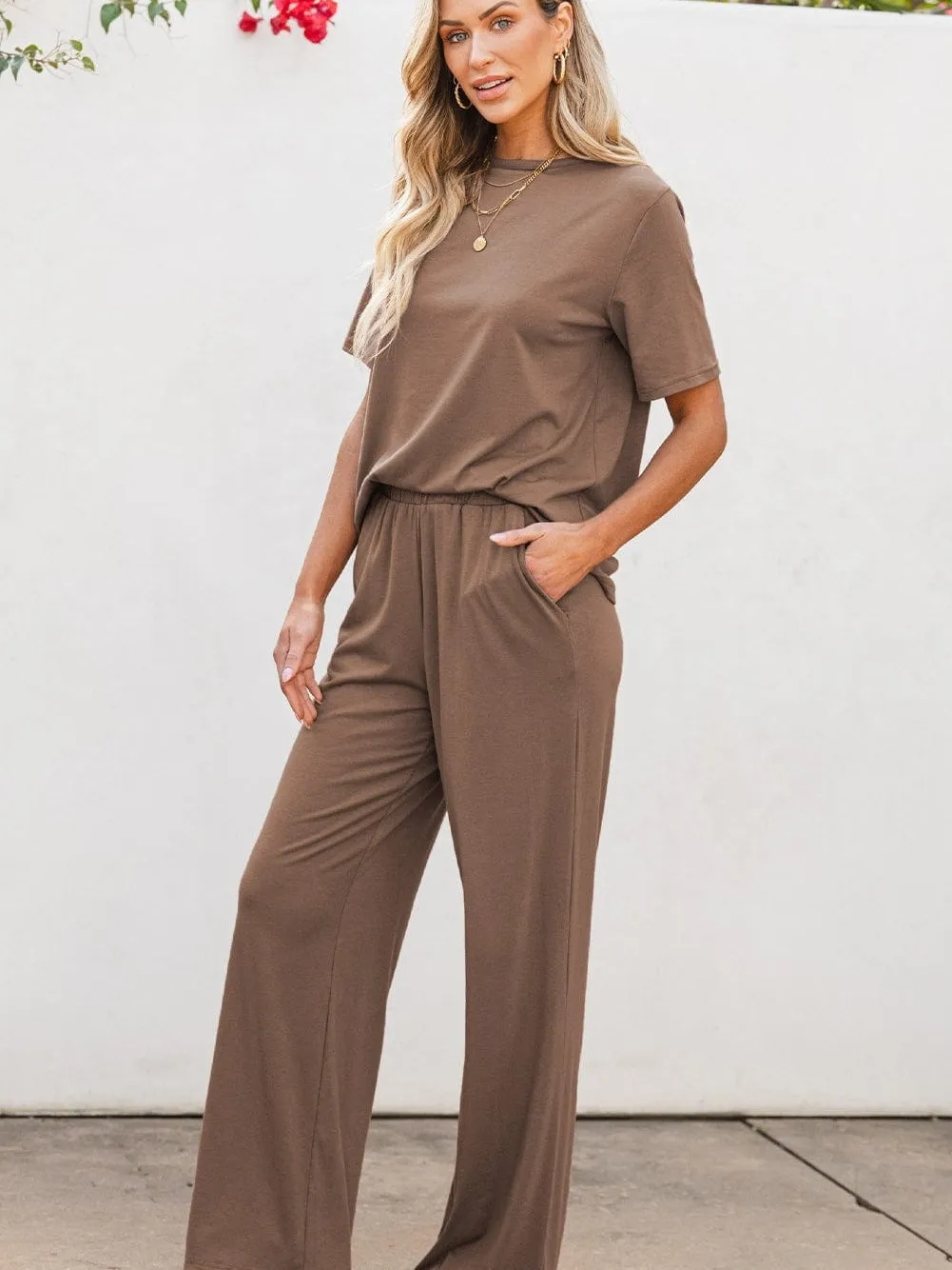 Casual Comfort: Two-Piece Set for Everyday Wear