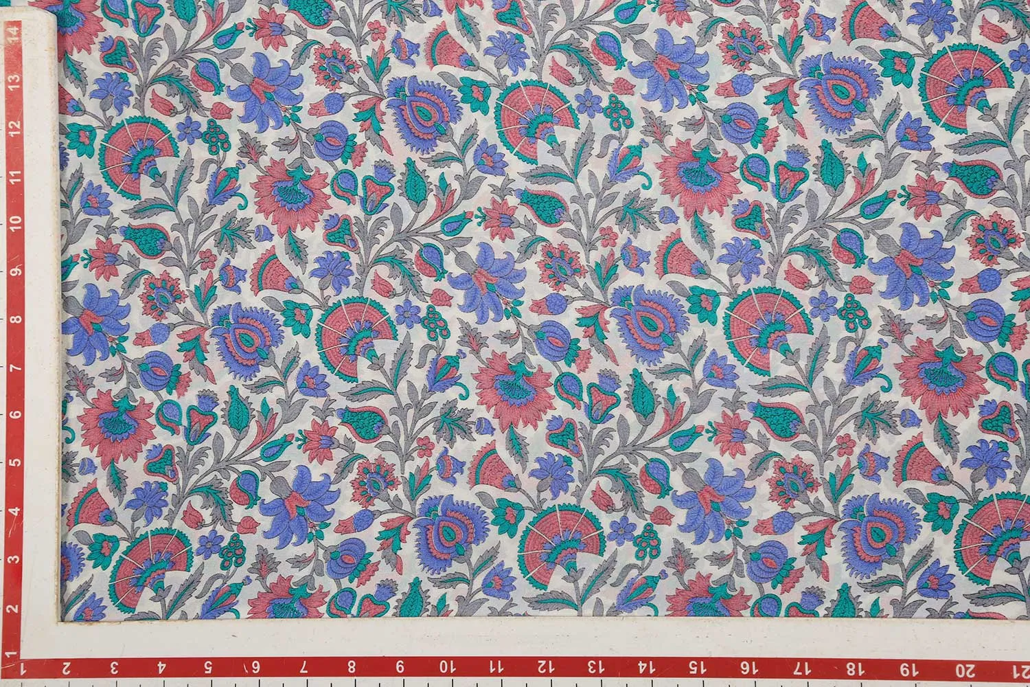 Multicolour 60 Gram Printed Silk Crepe Fabric